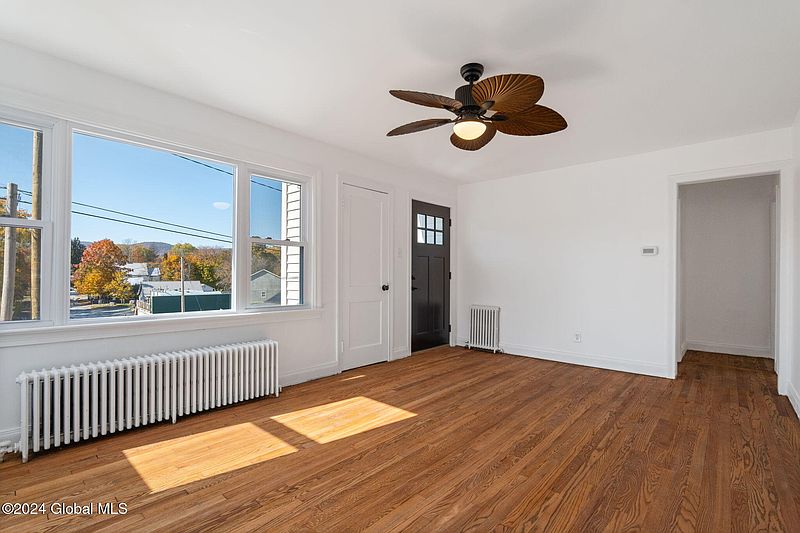 5th image of 21 Heath Street