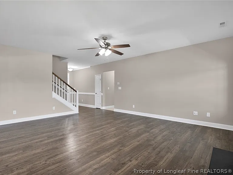 3221 Hunting Lodge Rd — Photo 6