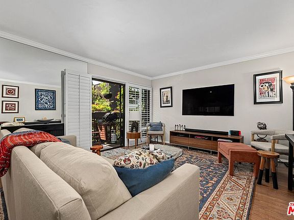 5th image of 950 N Kings Rd Unit 108