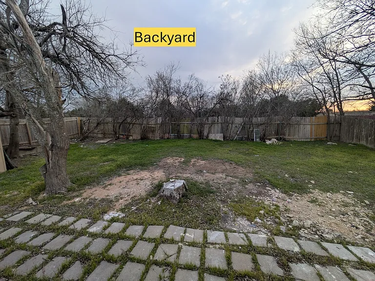 8101 Colony Loop Dr — Photo 14
