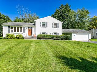 100 Woody Ln, Rochester, NY 14625