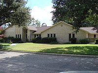 1st image of 104 Northwood Cir