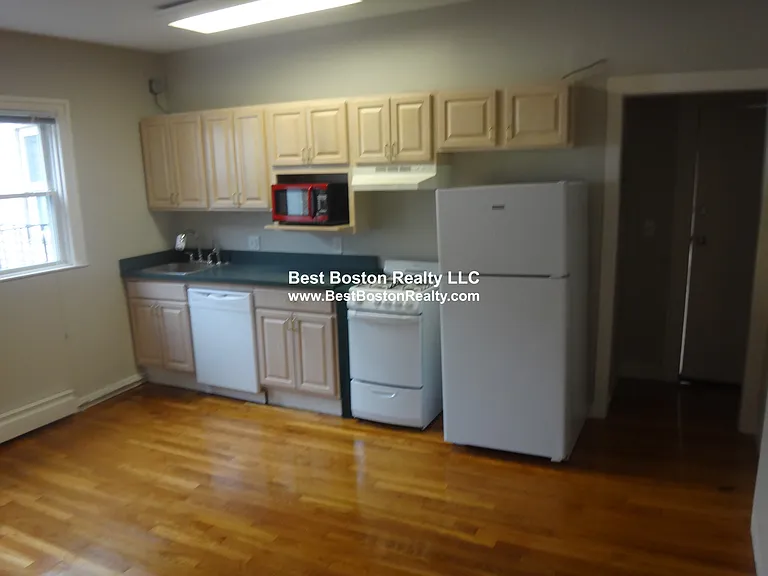 20 John F Kennedy St #7 — Photo 13