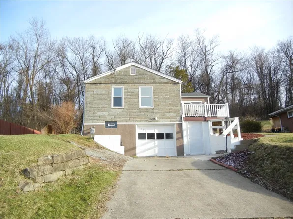 158 Moffat Ave E, Washington, PA 15301