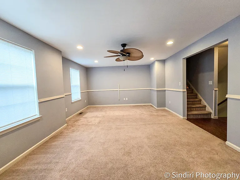 6419 Creekbend Dr — Photo 42
