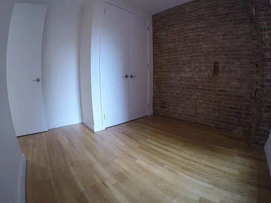 Rented by Bohemia Realty Group | media 17