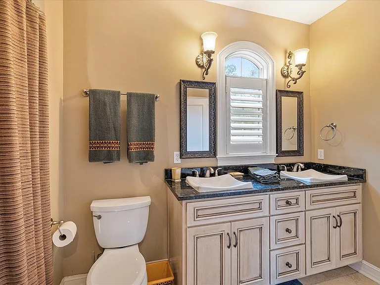 4146 Forsythe Way — Photo 48