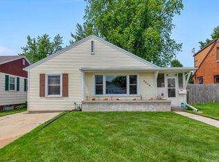2808 S 8th St, Sheboygan, WI 53081