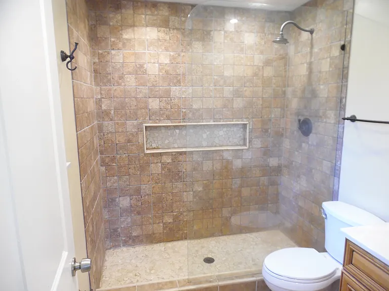 8760 Ashbrook Dr — Photo 21