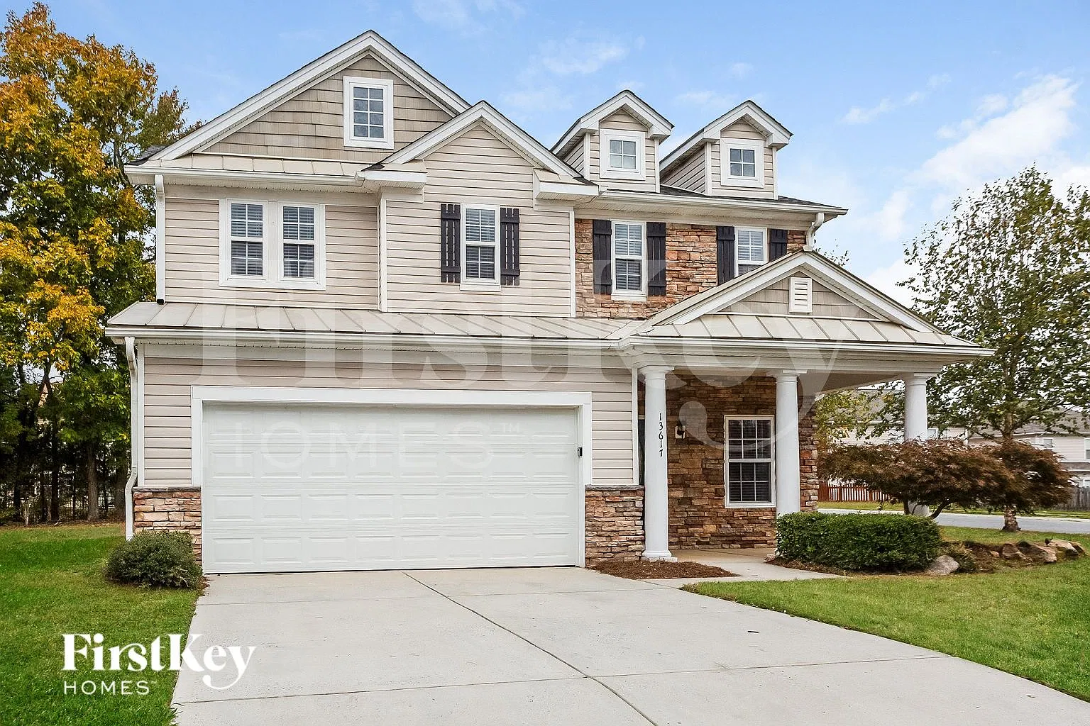 3 bed, 2.5 bath, 2241 sqft, $2,610 — Photo 1