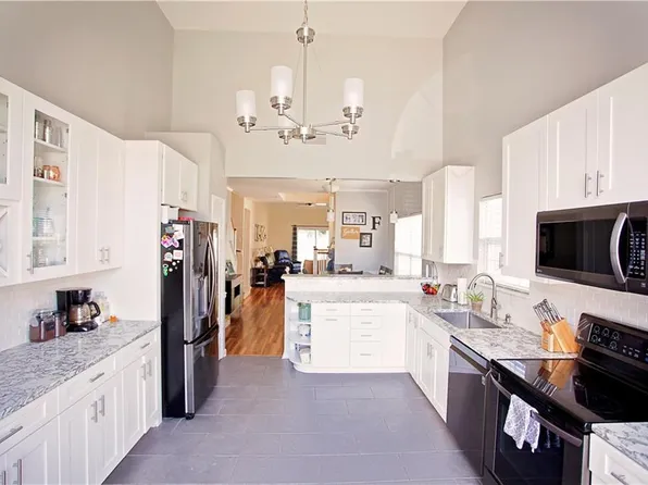 2610 Bracston Rd, Virginia Beach, VA 23456