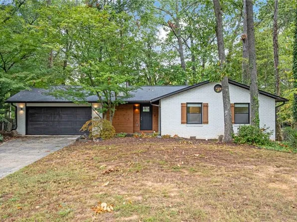 4084 Longview Dr, Chamblee, GA 30341