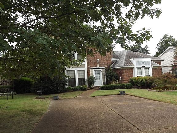 3rd image of 9293 Fletcher Trace Pkwy