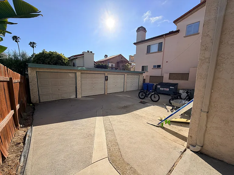 227 N Juanita Ave #227 — Photo 21