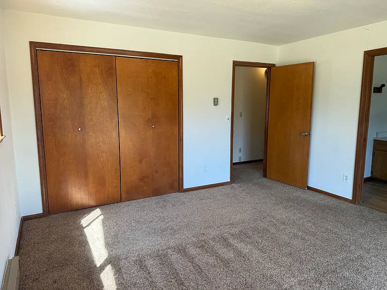 15825 Penner Dr — Photo 19