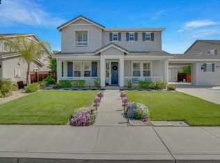 1013 Hollyhock Dr, Oakley, CA 94561