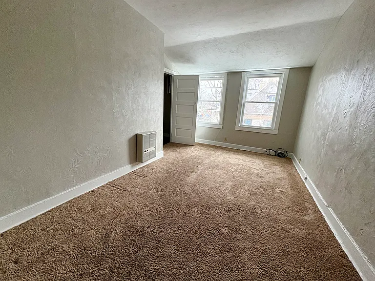 7040 Penn Ave — Photo 8