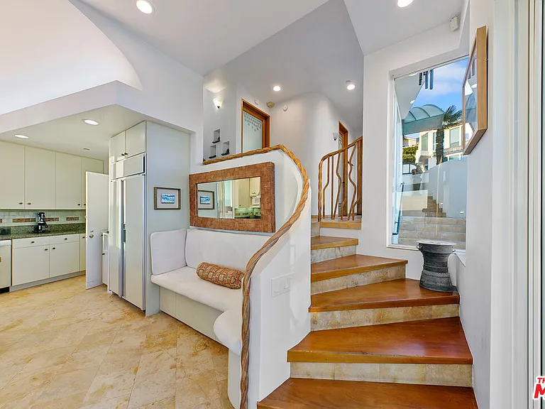 31626 Sea Level Dr — Photo 23