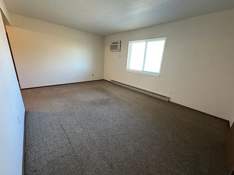 Mill Street Sylvania Apartments — Photo 16