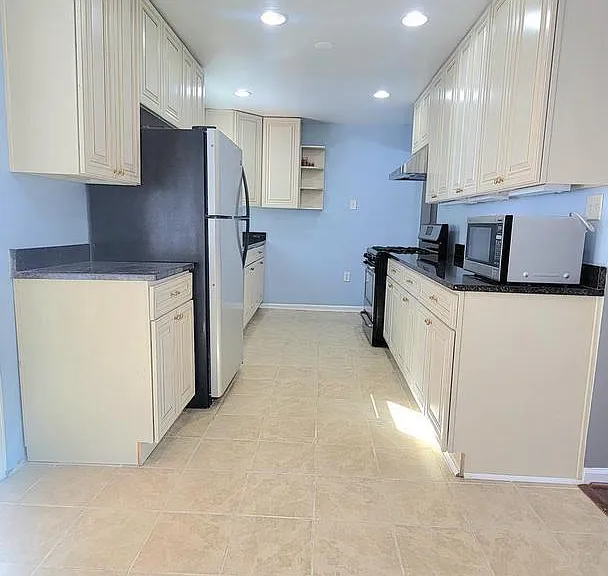 14707 Brook Dr — Photo 7