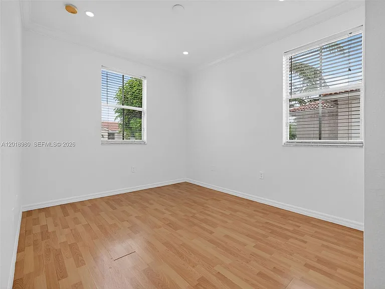 12441 SW 124th Ter — Photo 34