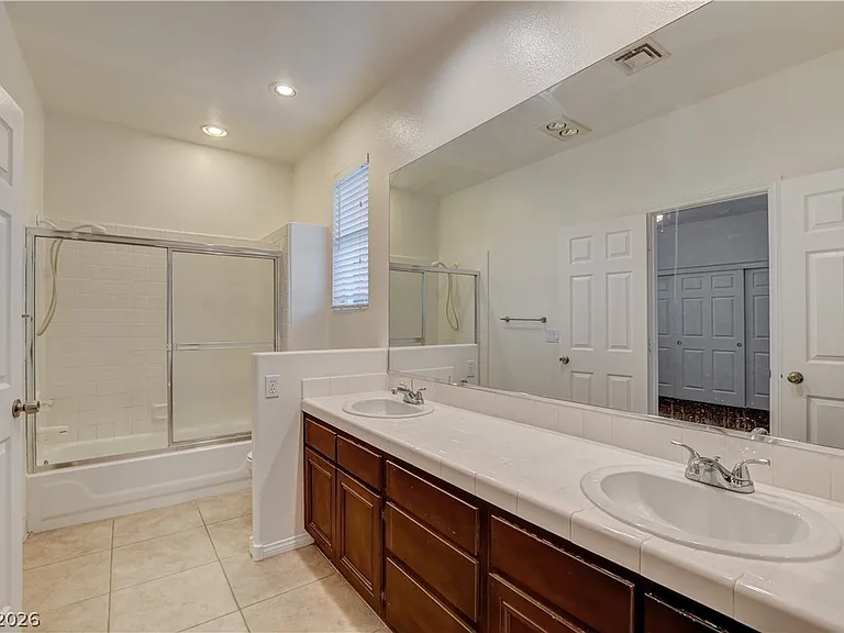 136 Ultra Dr — Photo 14