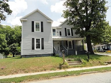 101 College St Thomasville Nc 27360 Zillow