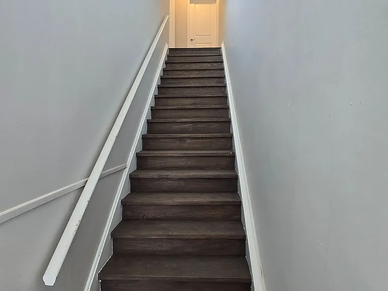 936 E Main St #1 — Photo 3