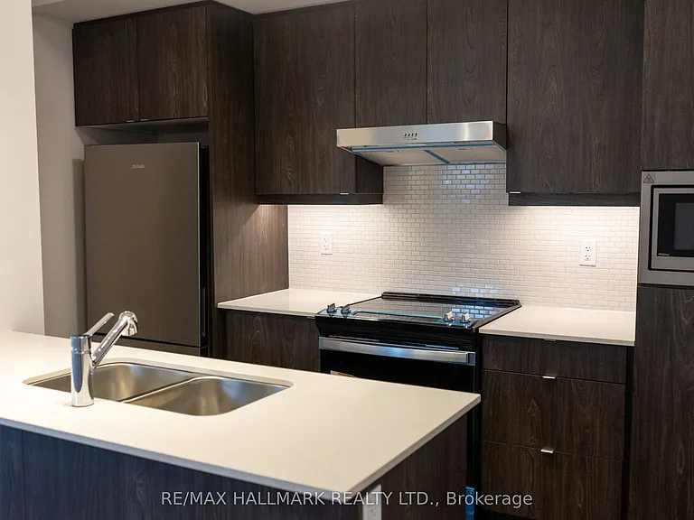 51 Jefferson Side Rd #120 — Photo 3