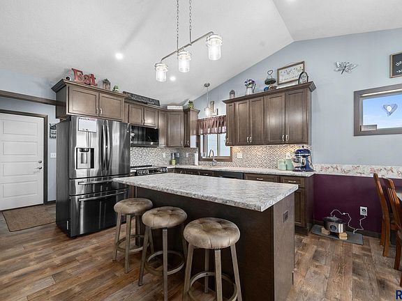 5th image of 26164 Reed Ct