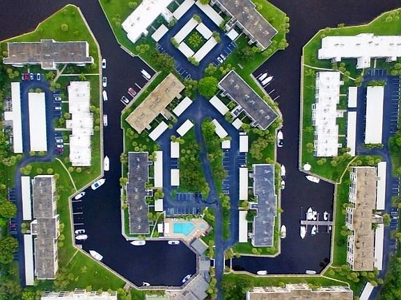 Another aerial shot of Circle Bay. Building 11 is the Light Brown roofed building near the upper right center of this picture wi