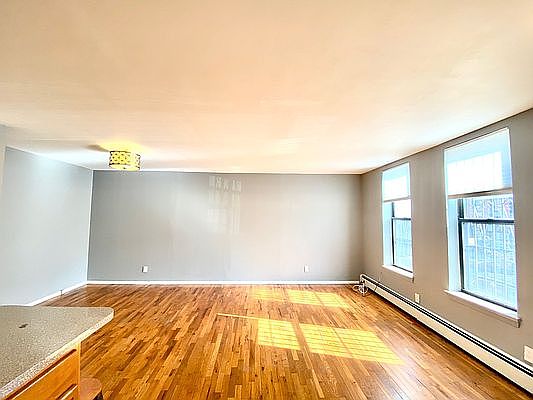 1st image of 280 Columbia St #2