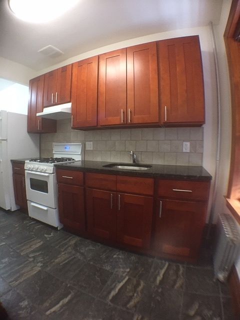 1st image of 364 15th St #2A