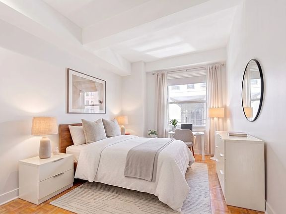 2nd image of 88 Greenwich St APT 404