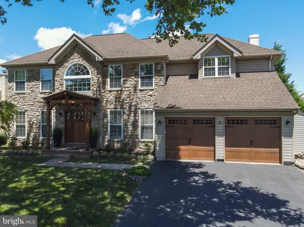 3815 Daystar Dr, Doylestown, PA 18902