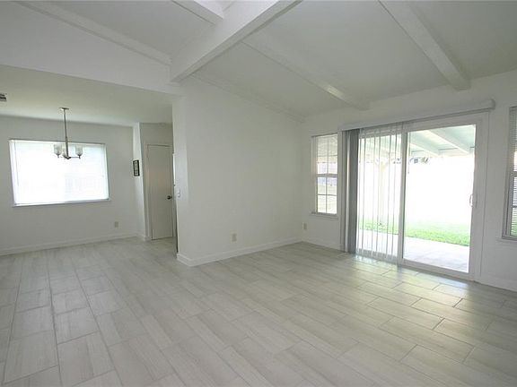 3rd image of 7209 Shadywood Dr