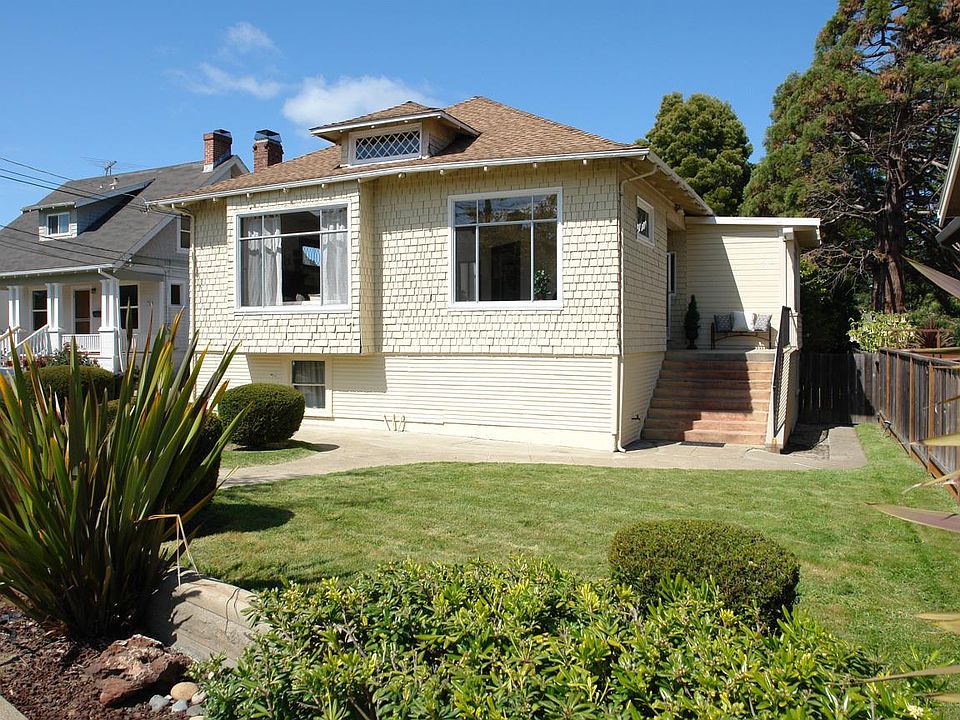 1st image of 716 Farringdon Ln