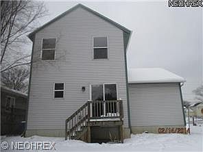 3rd image of 805 Kelly Ave