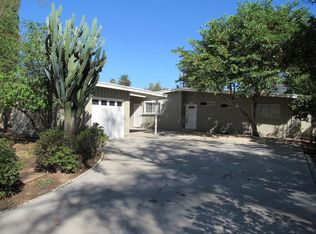 18739 Lull St, Reseda, CA 91335