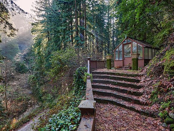 5th image of 701 Madrone Ave