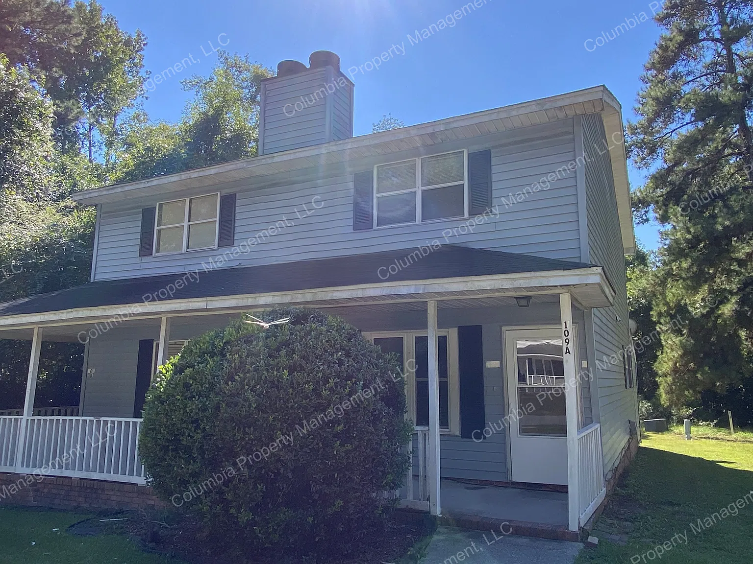 2 bed, 1.5 bath, 1000 sqft, $1,050 — Photo 2