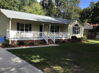 105 S Lakeside Dr, Smithfield, NC 27577