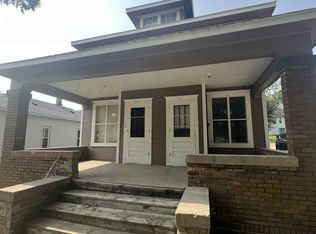 311 1st St NW, Watertown, SD 57201
