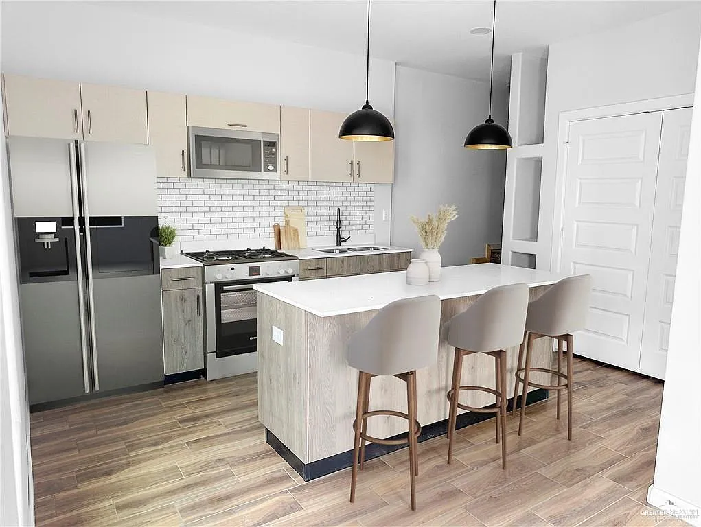3 bed, 2.5 bath, 1333 sqft, $1,890 — Photo 4