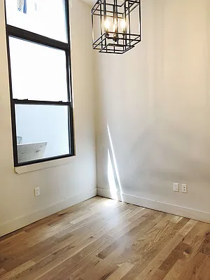 Rented by Manhattan Management LLC | media 56