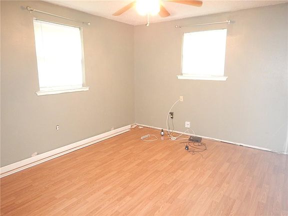 2nd image of 1713 Dogwood Dr
