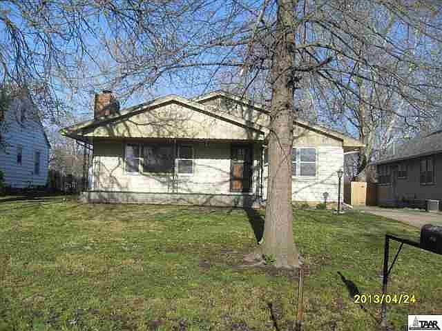 1st image of 2417 SE Maryland Ave