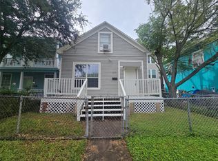 3523 Winnie St, Galveston, TX 77550