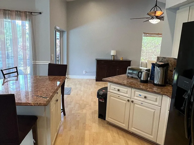 9664 W Lake Ct — Photo 20