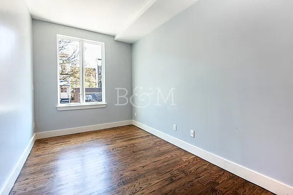 Rented by Rennit Inc. | media 31